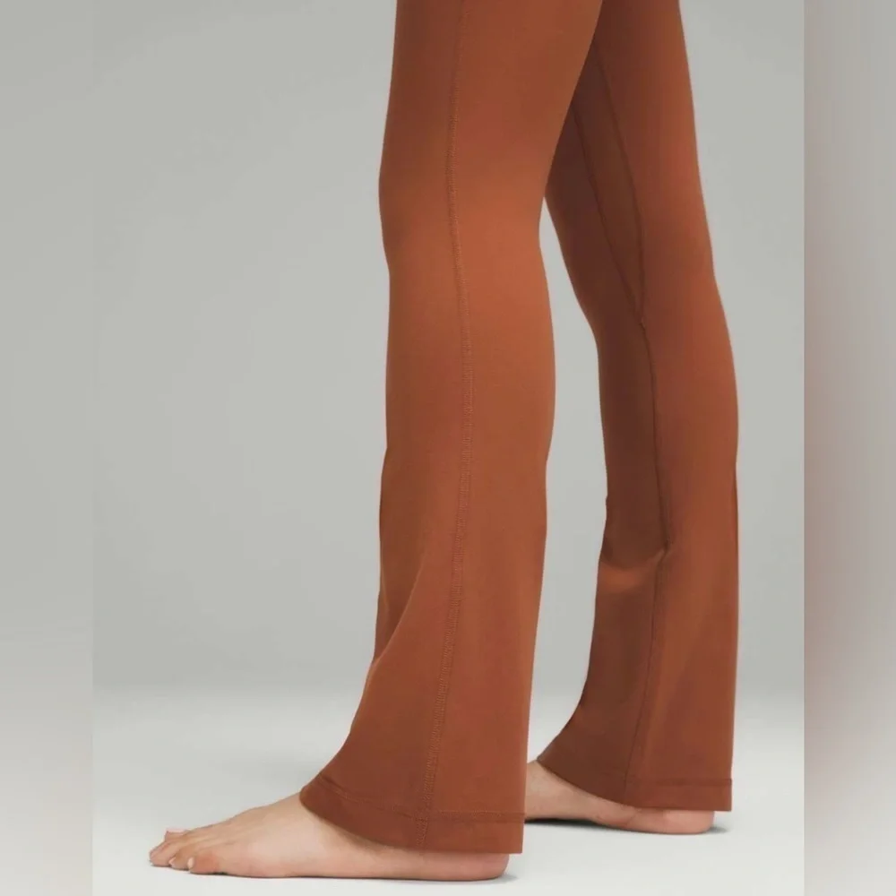 Lululemon Flow Y Nulu Longline Bra & Align High Rise Mini Flare Pant Extra Short